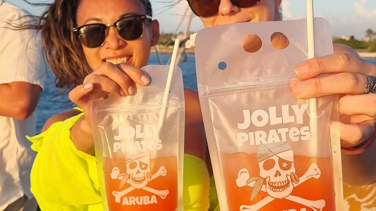 Aruba Dinner Cruise and Sunset Booze Cruise | Jolly Pirates